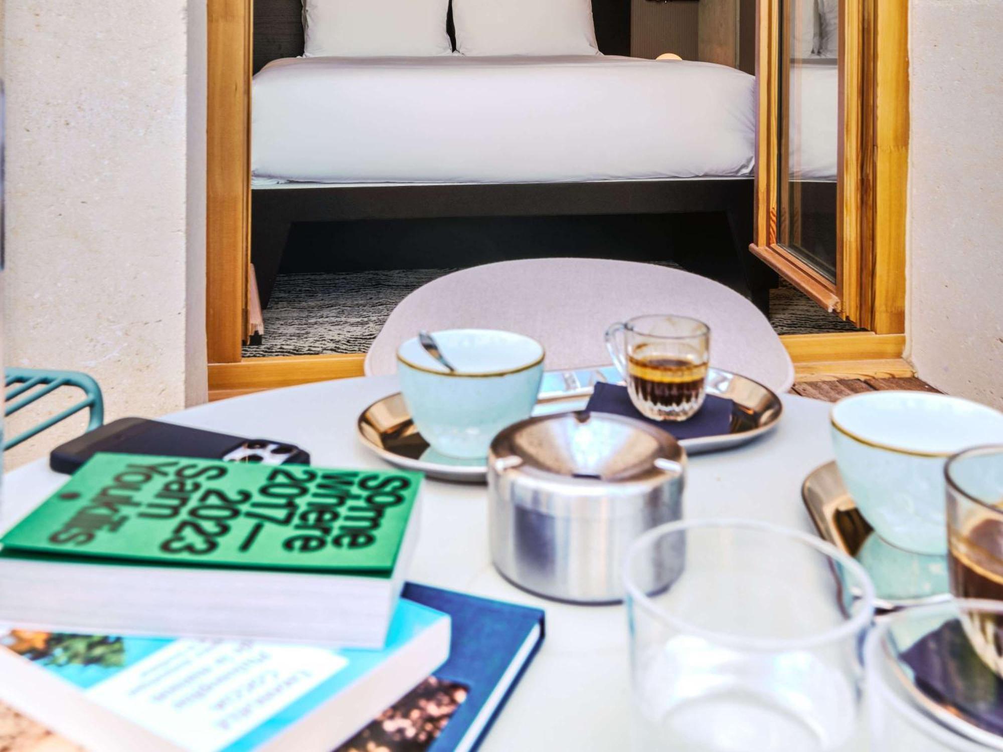Tribe Paris Clichy Hotel Exterior foto